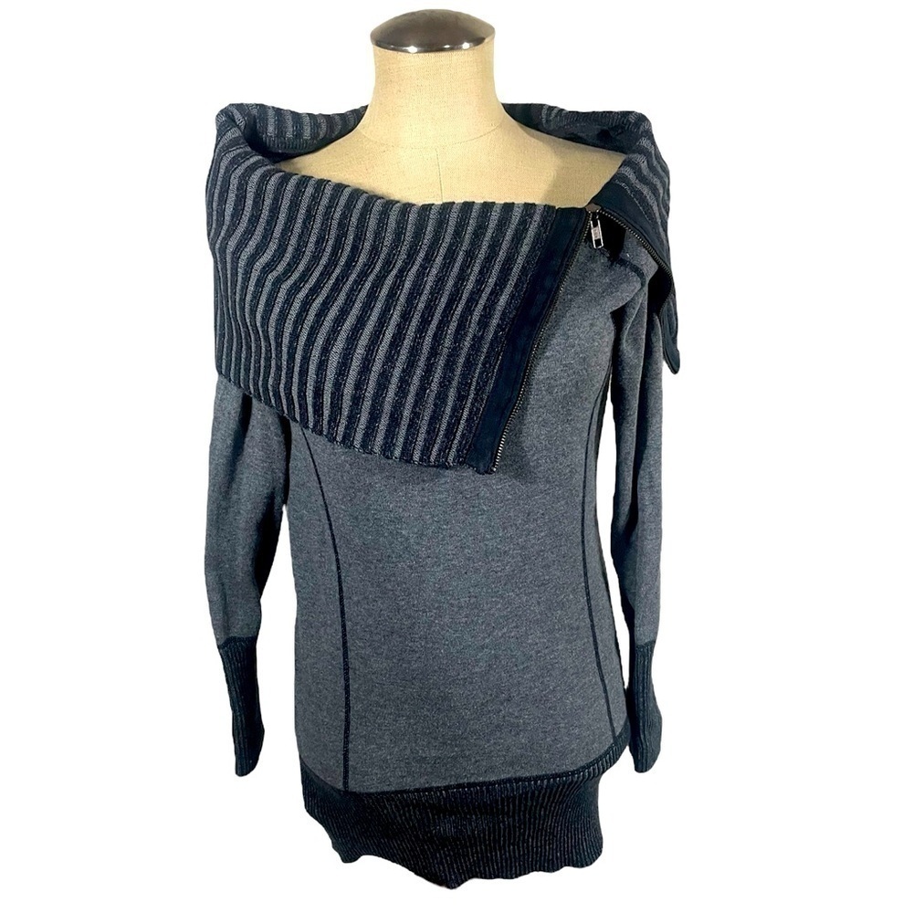 Cache Two Tone Grey Cowlneck Sweater with Zipper Detail Size Large